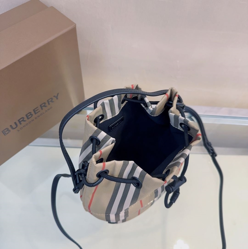 Bv*b*rry bucket bags